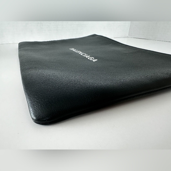 BALENCIAGA Everyday leather clutch bag - Picture 9 of 9
